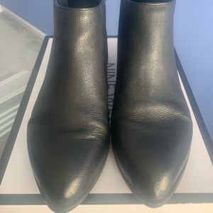 Size 8.5 Nine West Black Leather Ankle Bootie